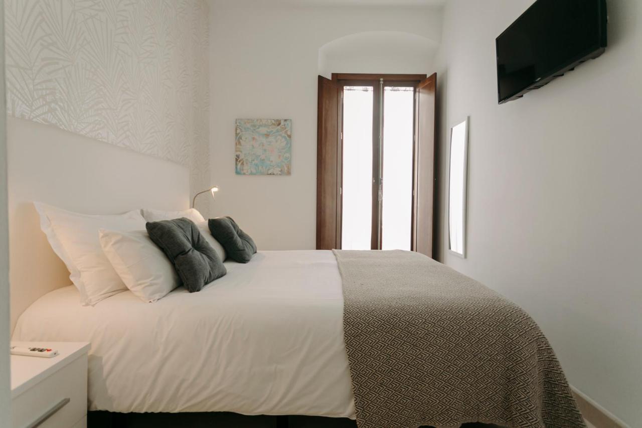 Апартаменты O&L Lumbreras: Bright Duplex With Private Terrace Севилья Экстерьер фото